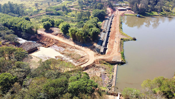 Obra da nova represa avança
