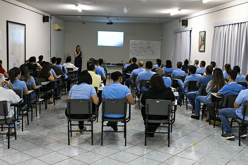 DAE promove capacitação sobre uso da Inteligência Artificial em contratações públicas
