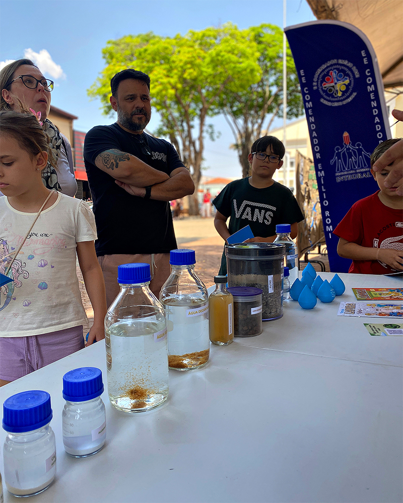 Ação do DAE na Praça Central celebra 40 anos da Autarquia e aproxima comunidade