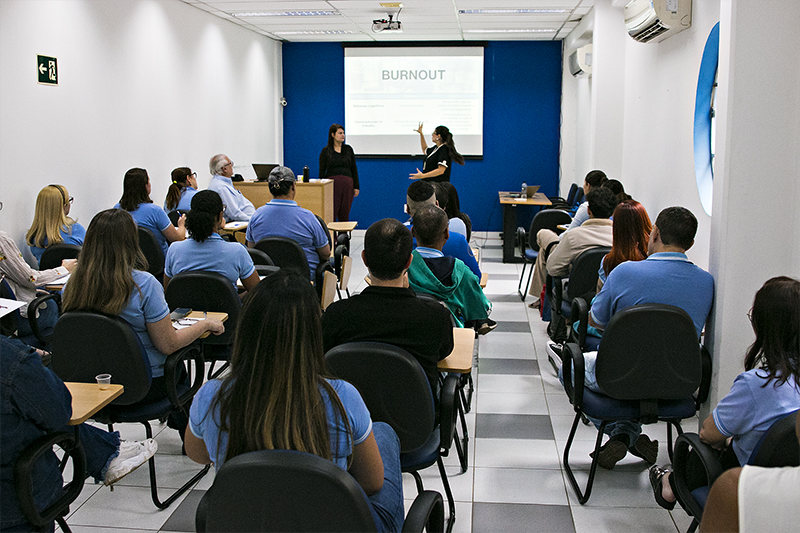 DAE promove treinamento com o tema “Inteligência Emocional no Atendimento ao Público”